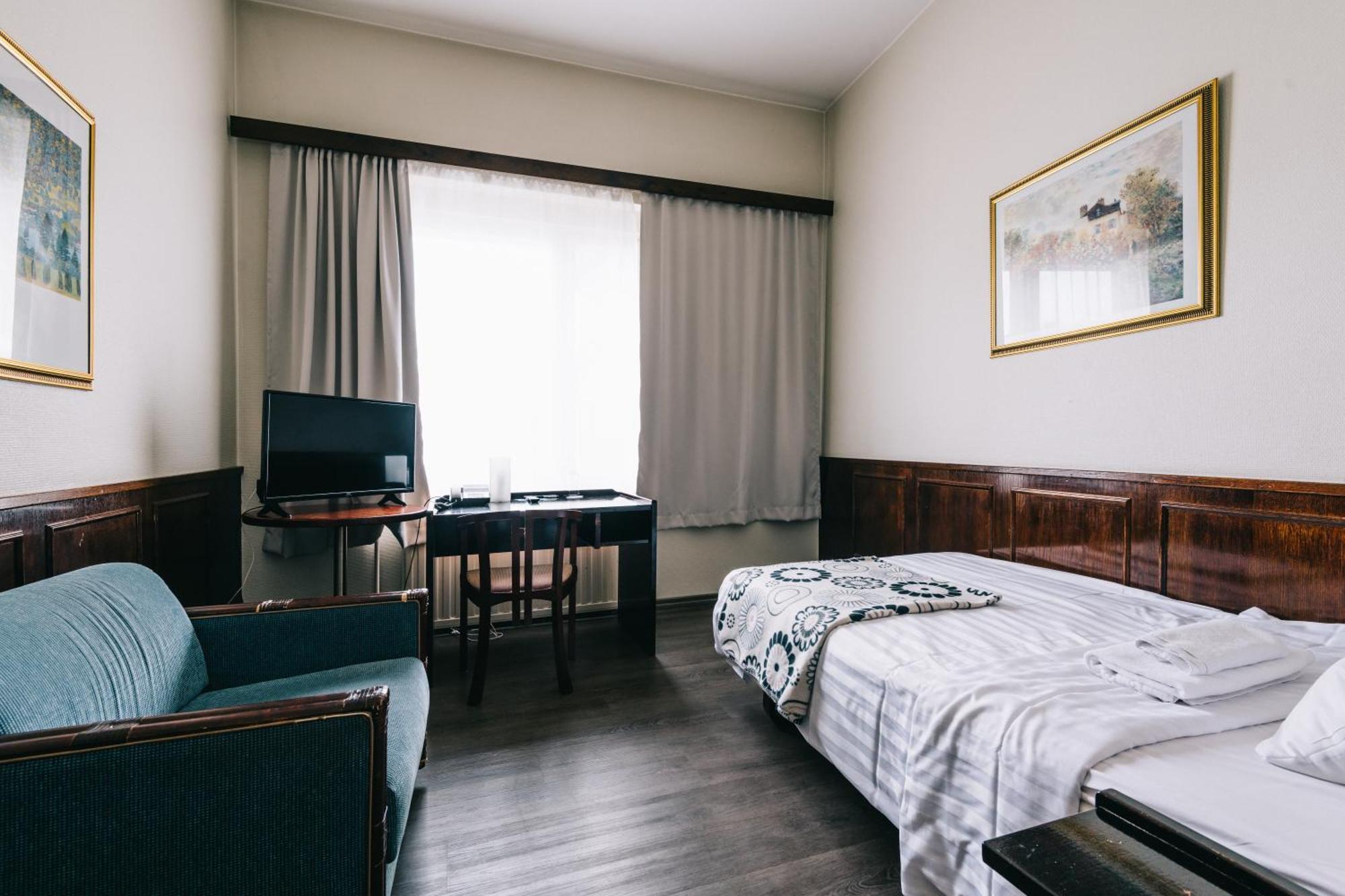 פיטרסארי Comfort Guesthouse חדר תמונה