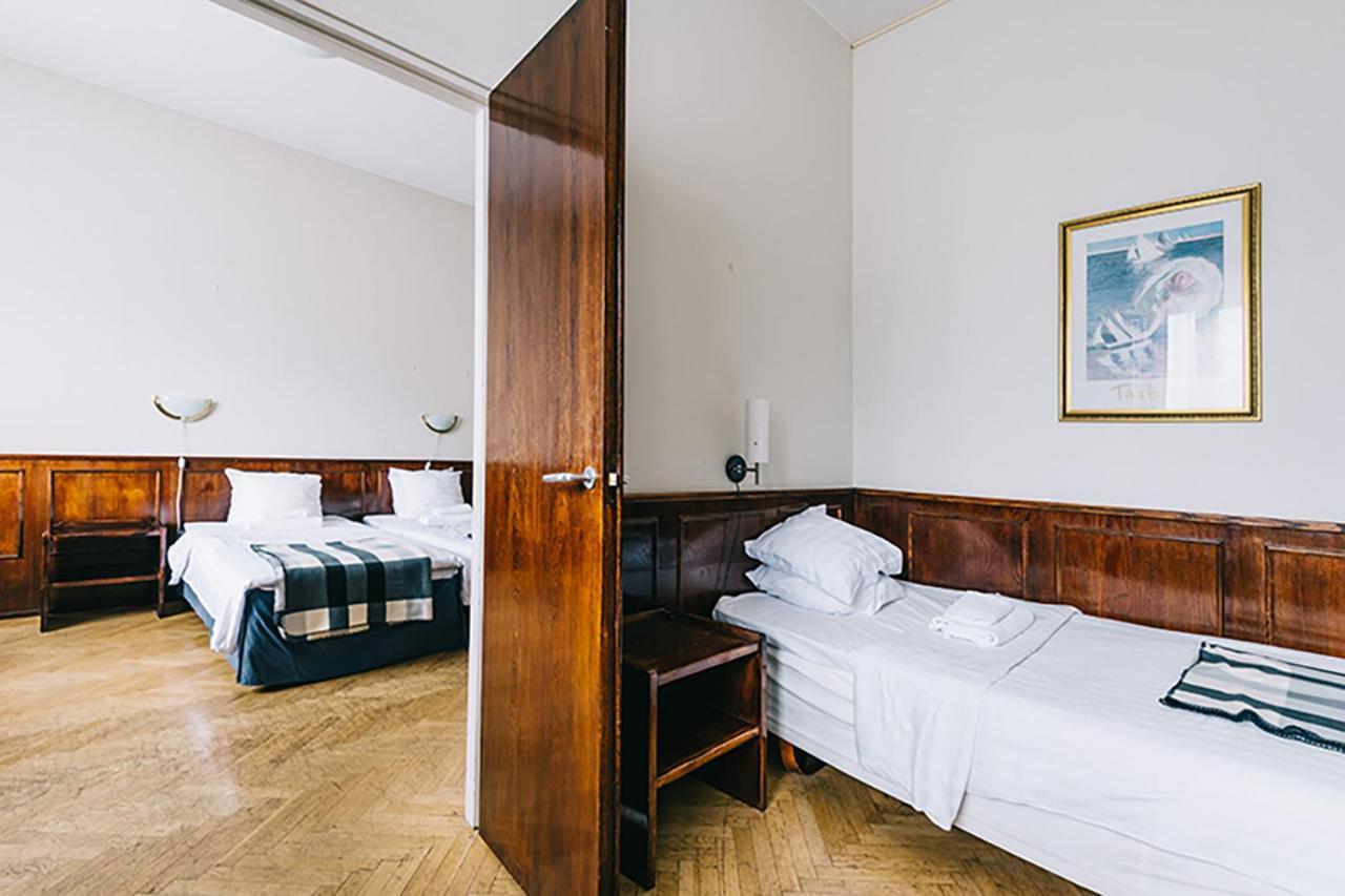 פיטרסארי Comfort Guesthouse מראה חיצוני תמונה