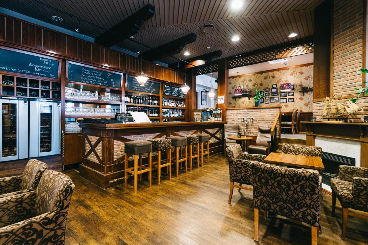 פיטרסארי Comfort Guesthouse מראה חיצוני תמונה